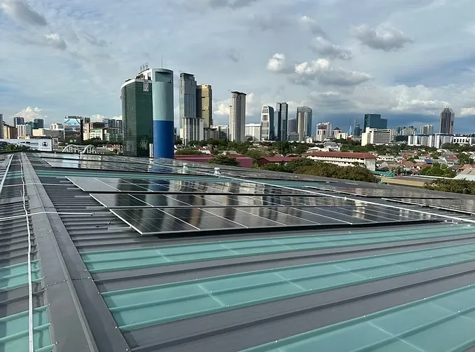 Amcharge 373 kWp Solar panel