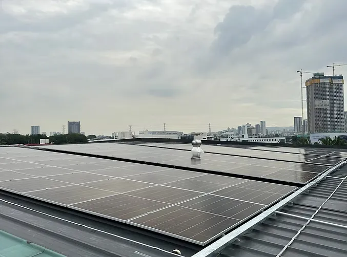 Amcharge 373 kWp Solar panel